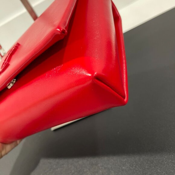 Christian Louboutin Logo Embossed Chain Strap Shoulder Bag (JB1365) - Picture 5 of 13